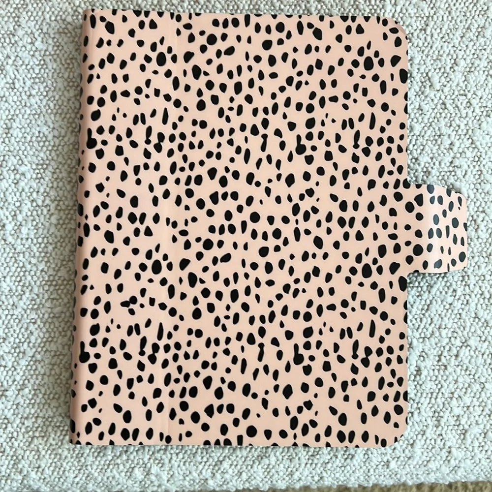 Velvet Caviar Spotted Cheetah iPad Case for Apple iPad Air 10.9” - Picture 5 of 9